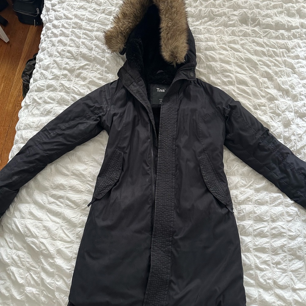 XS Aritzia Tna Summit Black Parka with Faux Fur Hood